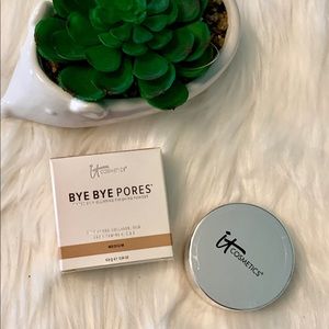 it Cosmetics Bye Bye Pores Tinted Finishing Powder